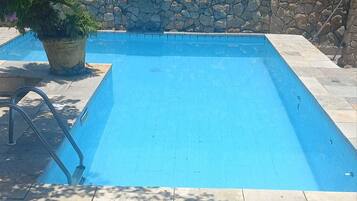 Utomhuspool