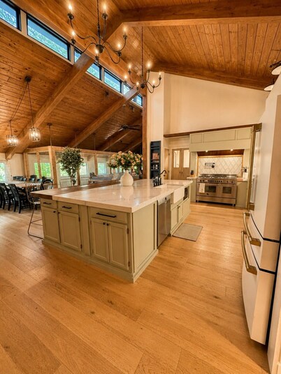 Ultimate Family Getaway | Kids Loft + Firepit
