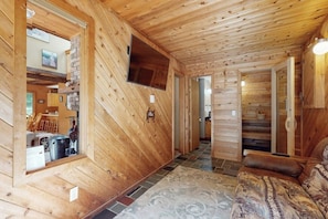 Fernseher, Kamin