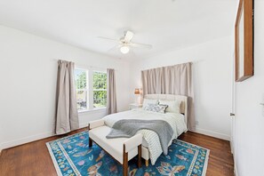 2 Schlafzimmer, Bügeleisen/Bügelbrett, kostenloses WLAN, Bettwäsche