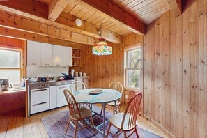 Dining - Converted silo apartment, peaceful grounds, two ponds, kitchenette, internet (Dorset)
