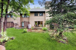 Exterior - Mountain Townhome w/ pool access, private patio, walk to town (Waterville Valley)