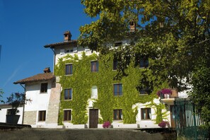 Esterni