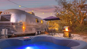 Unclassified image, 3 of 43, button - Glamping Airstream-Hot Tub-Classic-Close to town (Fredericksburg)