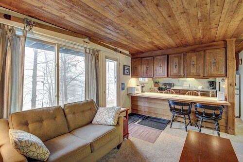 Condo with Seasonal Pool & Tennis Courts - Walk to Ski Trails