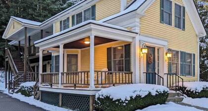 Cozy Studio Condo with Great Location, WiFi & Kitchenette