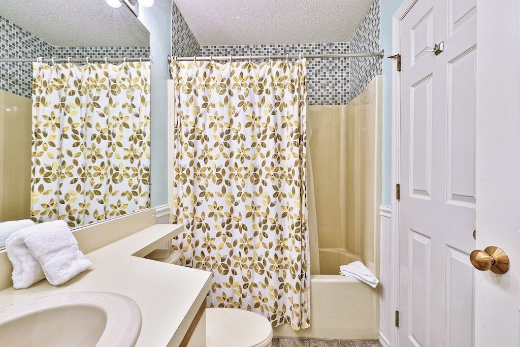 Douche, serviettes fournies