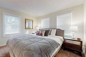 1 habitación, tabla de planchar con plancha, internet y ropa de cama 