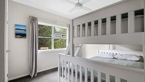 3 bedrooms, WiFi (free), bed sheets - Zest, Family Holiday Between the Beach and the Bush (North Bendalong)