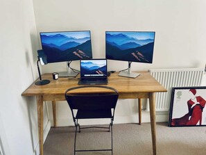 Interior - Entire rental unit in London, United Kingdom (London)