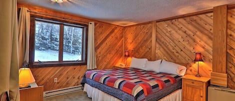 2 habitaciones, tabla de planchar con plancha, internet y ropa de cama