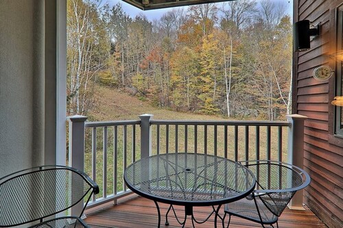 Ski-in/out condo with tennis court, mountain views, & washer/dryer