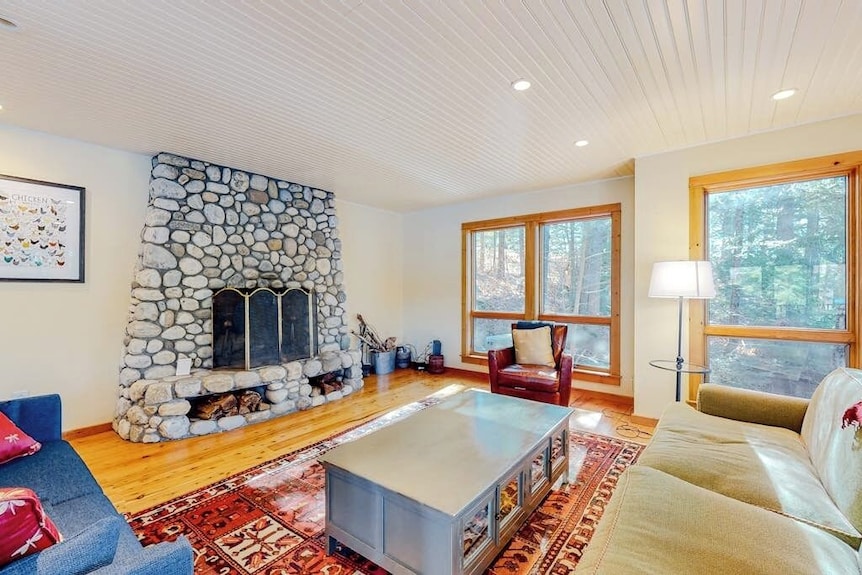 Countryside, Lakefront Cabin With Kayaks, Balcony, & Fast Wifi - Woodstock, VT