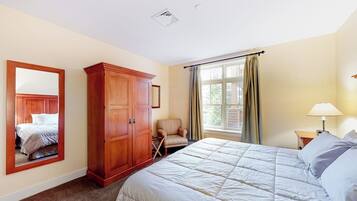 1 chambre, fer et planche à repasser, accès au Wi-Fi (inclus)