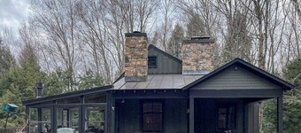 Secluded home with game room, private hot tub, golf, river & mtn views, firepit