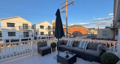 Walk to Beach & Boardwalk Newly Renovated Coastal Retreat