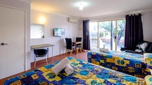 Iron/ironing board - Australind Holiday Park (Australind)