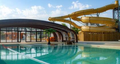 Chalet near the sea with access to a water park