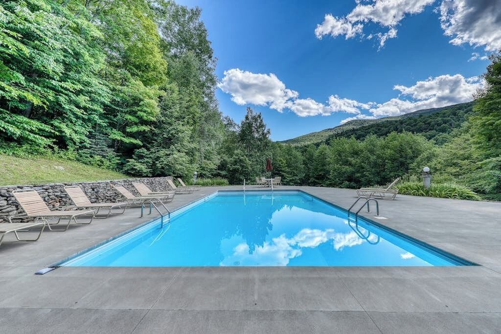 Opvarmet pool