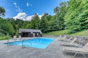 Beheizter Pool