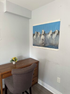 Interior - Victory Family 2-Bedroom Stay W/ Private Washroom 5-minToronto Pearson Airport! (Mississauga)