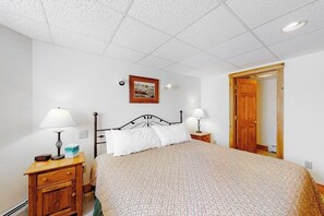 2 chambres, fer et planche Ă repasser, Wi-Fi, draps fournis