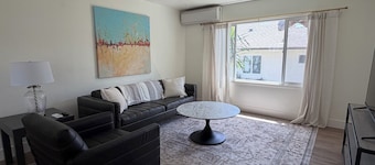Charming 2BR Monrovia Home Near Shops & Dining