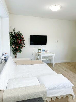 1 quarto, ferros/tábuas de passar roupa, Wi-Fi, roupa de cama