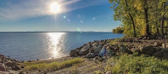 Lakefront Getaway Near Private Beach & Park, State Boat Launch & Dock Nearby