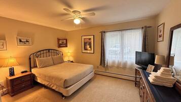 Iron/ironing board, WiFi (free), bed sheets
