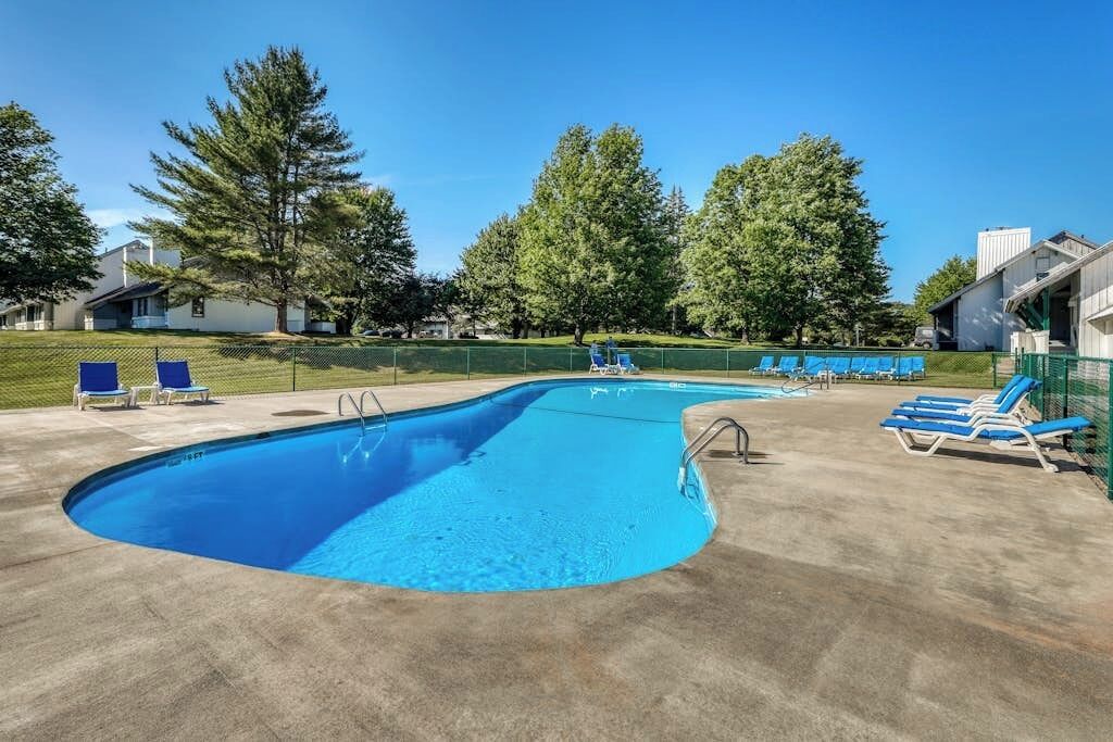 Piscina coperta, una piscina riscaldata