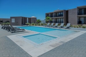 Udendørs pool