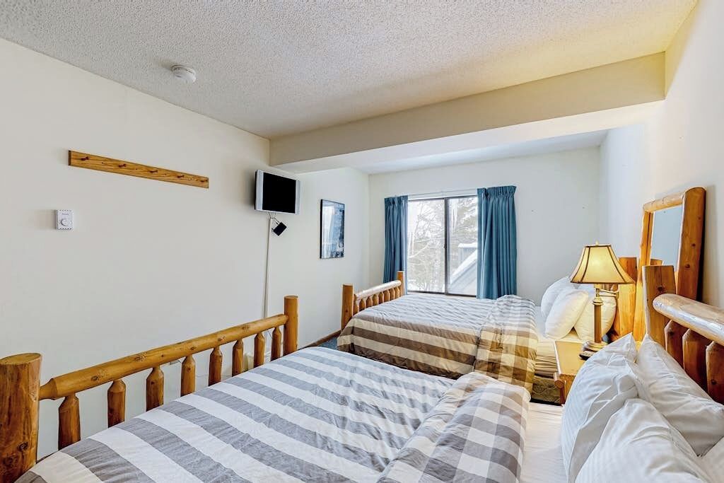 1 chambre, fer et planche à repasser, Wi-Fi gratuit, draps fournis