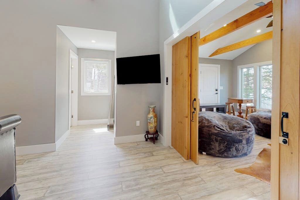 Waterfront Retreat With Dock, Sauna, & Firepit - Near Woodstock & Ski Areas - Woodstock, VT