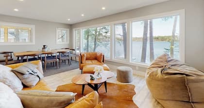 Waterfront retreat with dock, sauna, & firepit - near Woodstock & ski areas