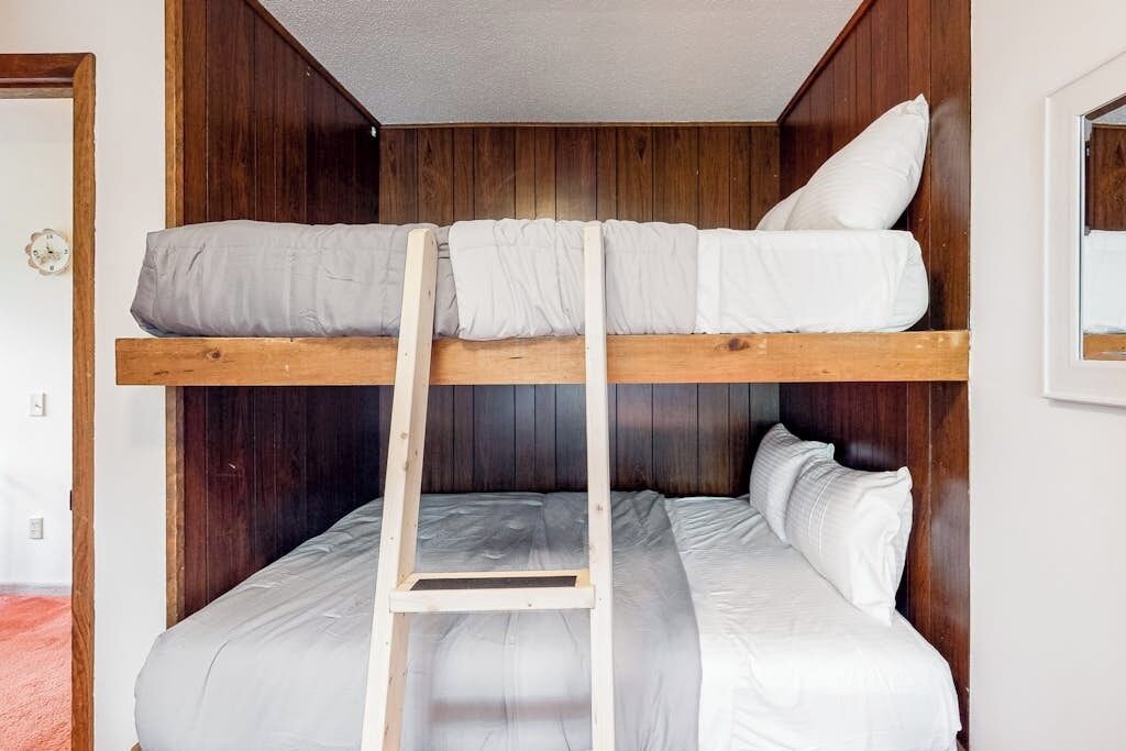 Wi-Fi de cortesia, roupa de cama