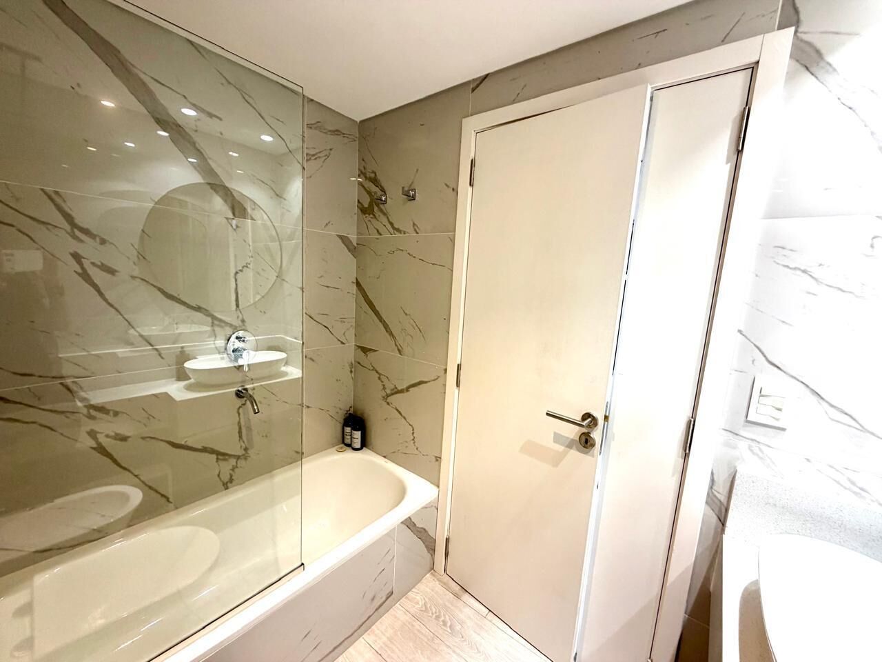 Standard Apartment, Balcony | Bathroom | Free toiletries, hair dryer, towels, shampoo