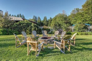 Property grounds - Alpine escape with  3 pools, tennis & gym - fireplace, balcony & W/D (Warren)