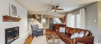 Quechee Ski Hill condo - walk to lifts - fireplace, mountain views, W/D