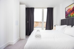 3 Schlafzimmer, Bügeleisen/Bügelbrett, Internetzugang, Bettwäsche