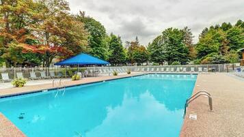 Indoor pool, a heated pool