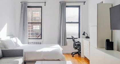 Cozy 1-bedroom apartment in amazing Rochester with AC and gym