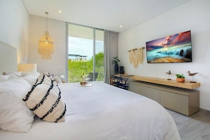 3 bedrooms, desk, iron/ironing board, free WiFi - 3BR Oasis w/ Private Pool in Playacar for 8 (Playa Del Carmen)
