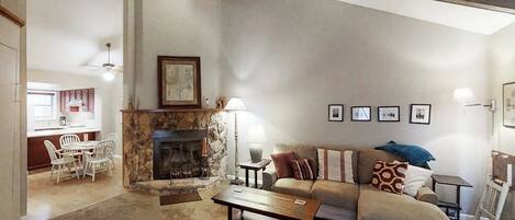TV, fireplace, stereo