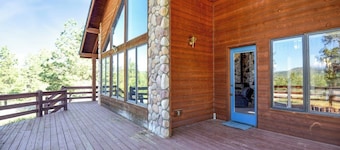Dog-friendly cabin with large yard, wood stove, grill & mountain views