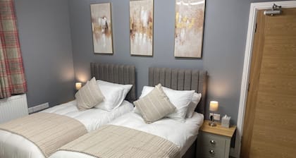 Three en-suite bedroom bungalow centrally located