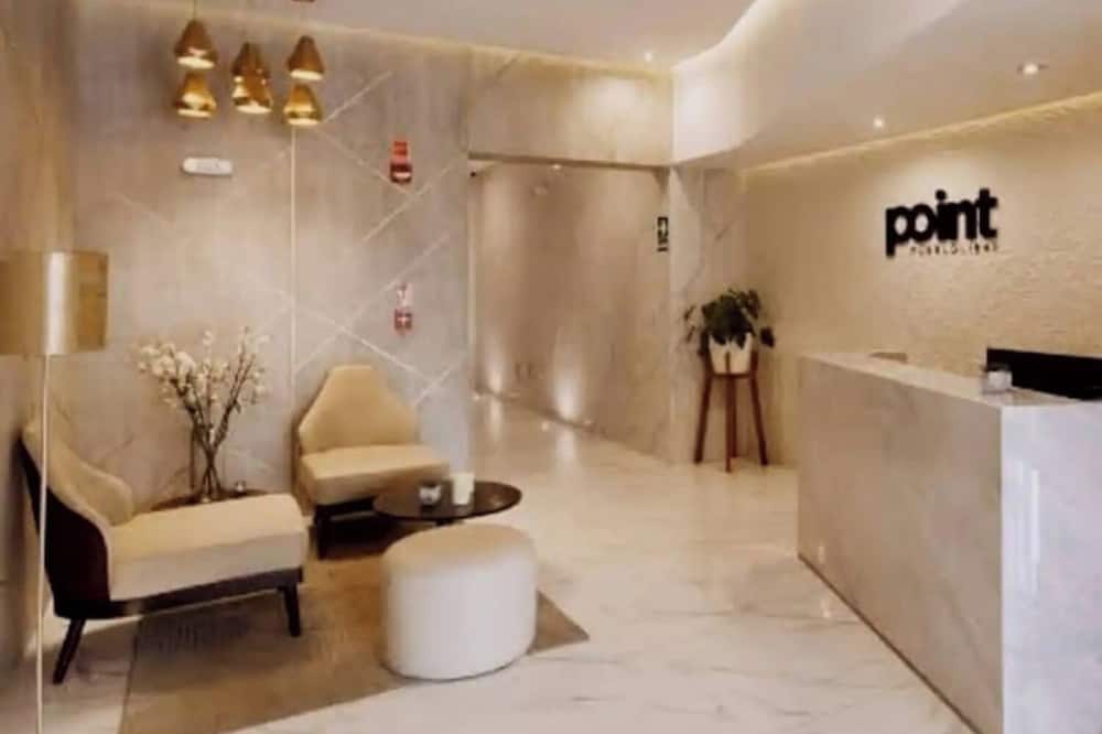 Central Suite
