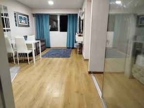 Living area - Central Suite (Lima)