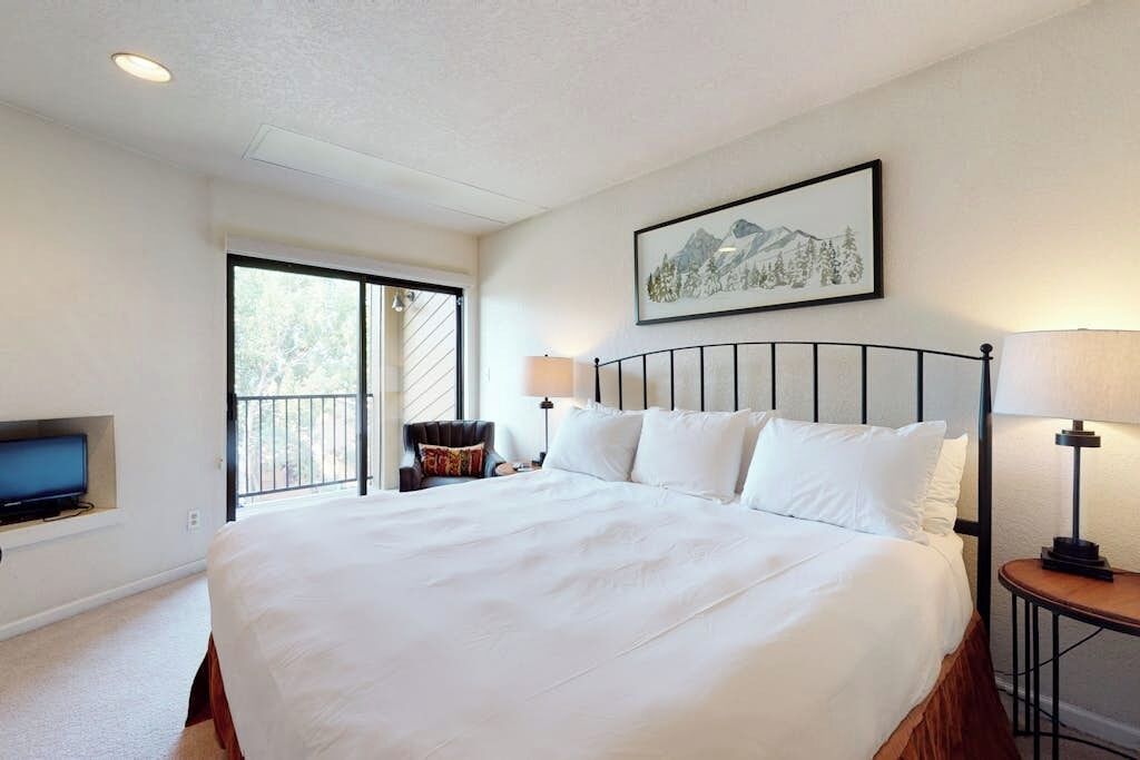2 chambres, fer et planche à repasser, lit parapluie, Wi-Fi gratuit