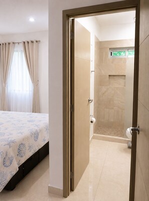 2 bedrooms, iron/ironing board, free WiFi, bed sheets - All-Inclusive Mazatlán Condo for Retirees • Pool • Cleaning • Near Malecón (Mazatlán)